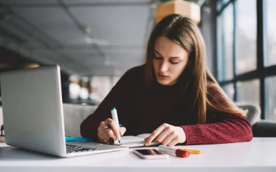 Занятия по подготовке к IELTS на курсе Английский с носителем либо по схеме 3+1